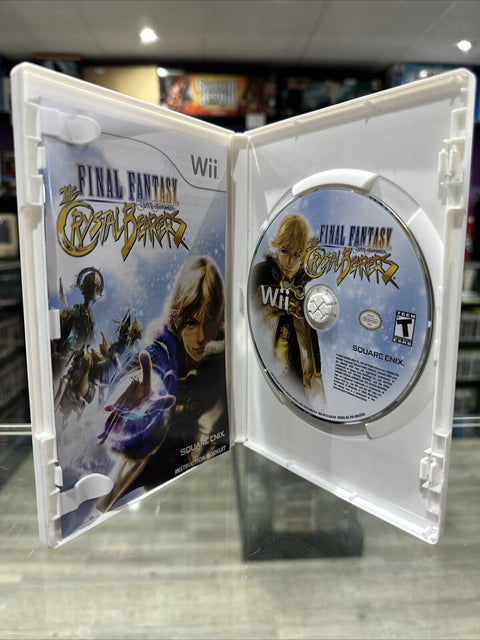 Final Fantasy Crystal Chronicals: Crystal Bearers - Nintendo Wii CIB Complete