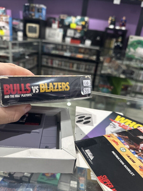 Bulls vs. Blazers and the NBA Playoffs (Super Nintendo, 1992) CIB SNES Complete