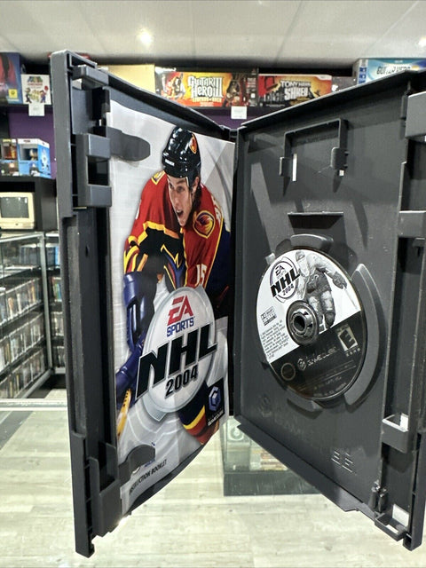 NHL 2004 (Nintendo GameCube, 2003) CIB Complete Tested!