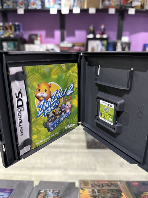 Zhu Zhu Pets 2: Featuring the Wild Bunch (Nintendo DS, 2010) Complete