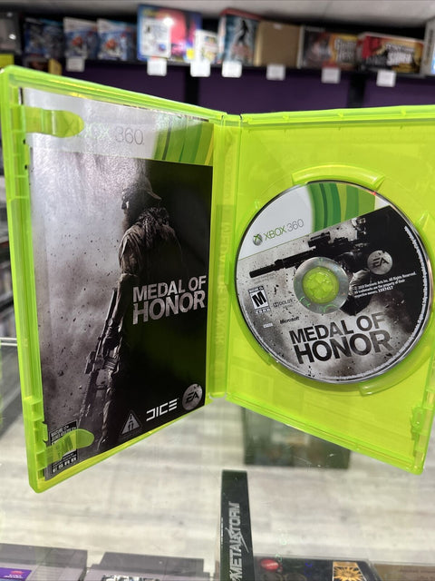Medal of Honor (Microsoft Xbox 360, 2010) CIB Complete Tested!