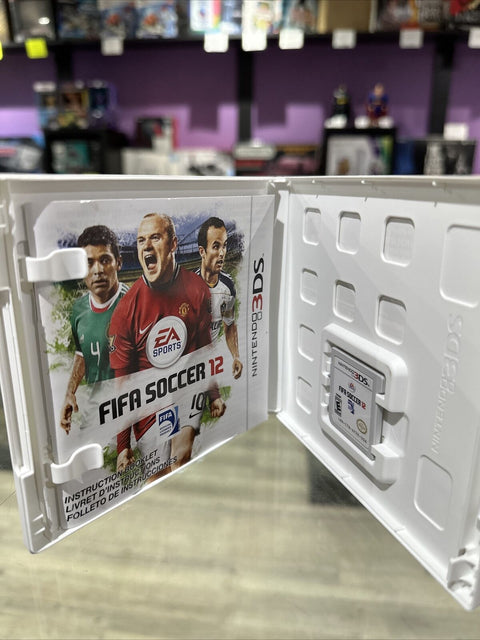 FIFA Soccer 12 (Nintendo 3DS, 2011) CIB Complete Tested!