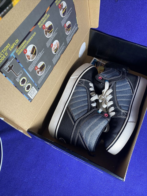 Heelys Black Youth Unisex Sneakers Shoes - US Size Youth 5 Womens 6 - Like New!
