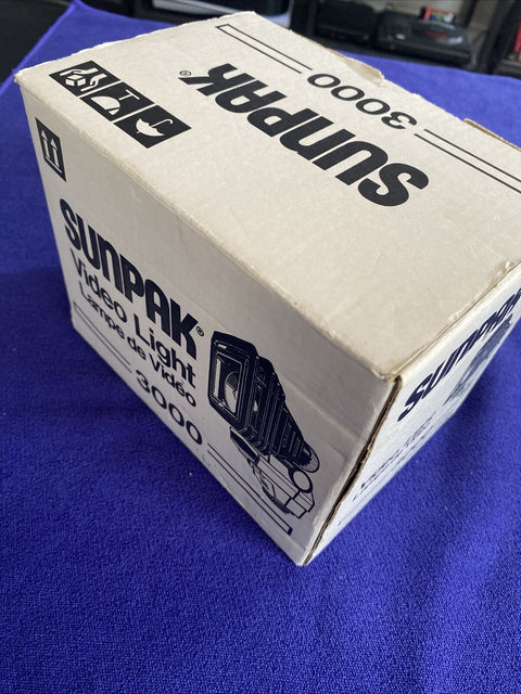 Vintage Sunpak Auto Triac 3000 Video Light w/ Box + Instructions - Tested!