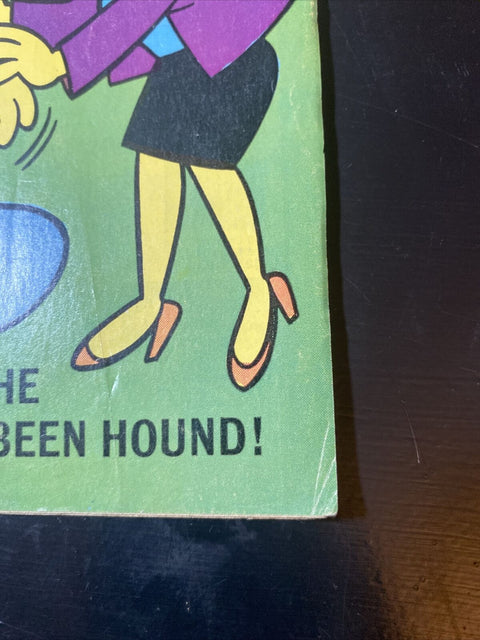 Underdog No. # 8 1976 - Gold Key Comics - w/ Board + Bag!