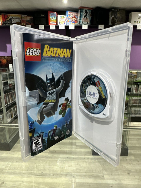 LEGO Batman The Videogame (PSP 2008) CIB Complete Tested!