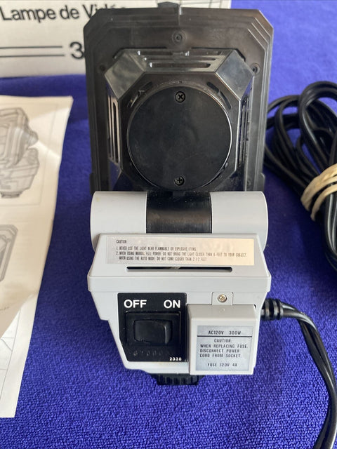 Vintage Sunpak Auto Triac 3000 Video Light w/ Box + Instructions - Tested!