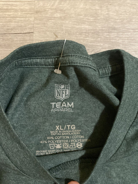 NFL Team Apparel Green Bay Packers Men’s T-Shirt - Size XL Extra Large