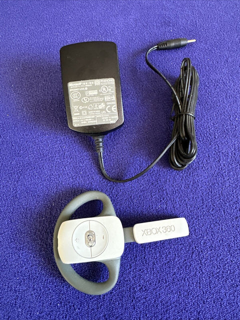 Official Microsoft Xbox 360 Wireless Ear Piece Headset / Microphone w/ Charger