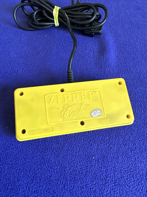 Beeshu Zipper Turbo Controller For Nintendo NES - Yellow Tested! *No Thumbstick*
