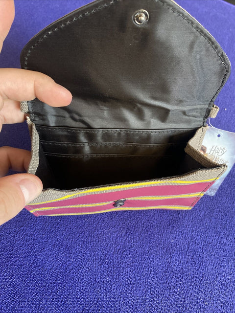 NEW! Harry Potter Hogwarts Purse Wallet + Chain, Button Close - NWT Official