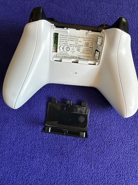 Microsoft Xbox One Wireless Controller White 1708 - FOR PARTS REPAIR Not Working