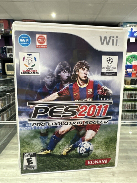 Pro Evolution Soccer 2011 (Nintendo Wii, 2010) CIB Complete Tested!