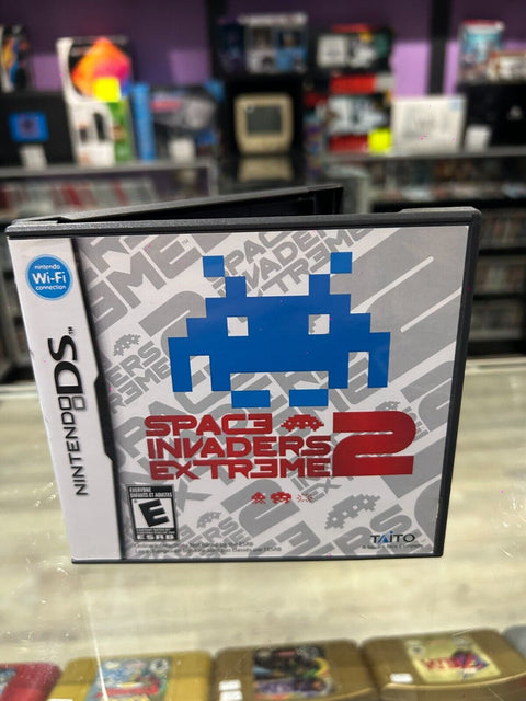 Space Invaders Extreme 2 (Nintendo DS, 2009) CIB Complete Tested!