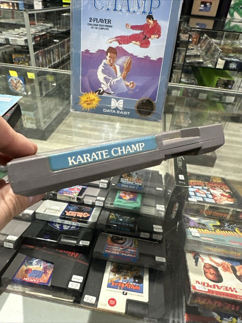 Karate Champ (Nintendo NES) CIB Complete Tested - 5-Screw