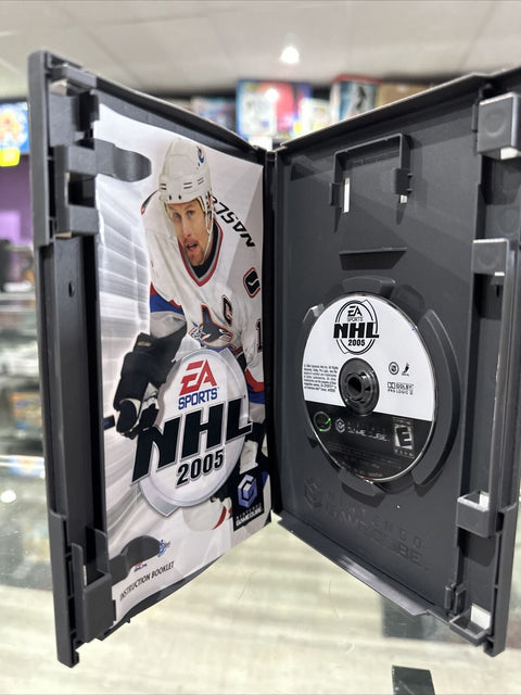 NHL 2005 (Nintendo GameCube, 2004) Complete Tested!