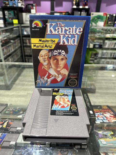 Karate Kid (Nintendo NES, 1987) In Cut Rental Box - Tested!