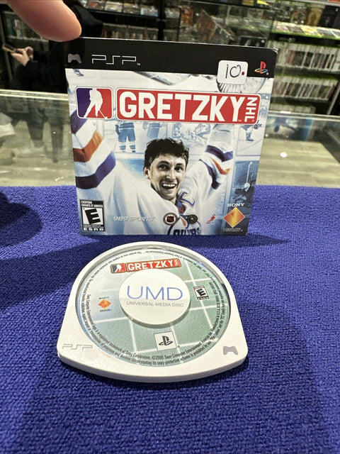 Gretzky NHL (Sony PSP, 2005) W/ Sleeve - Tested!