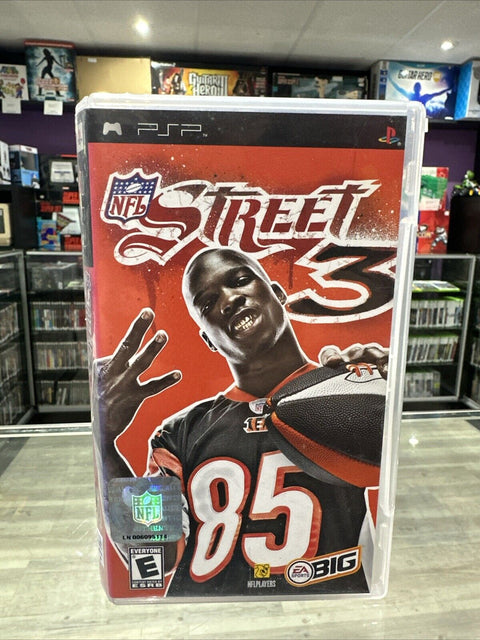 NFL Street 3 PSP (Sony PlayStation Portable, 2006) Complete CIB Tested!