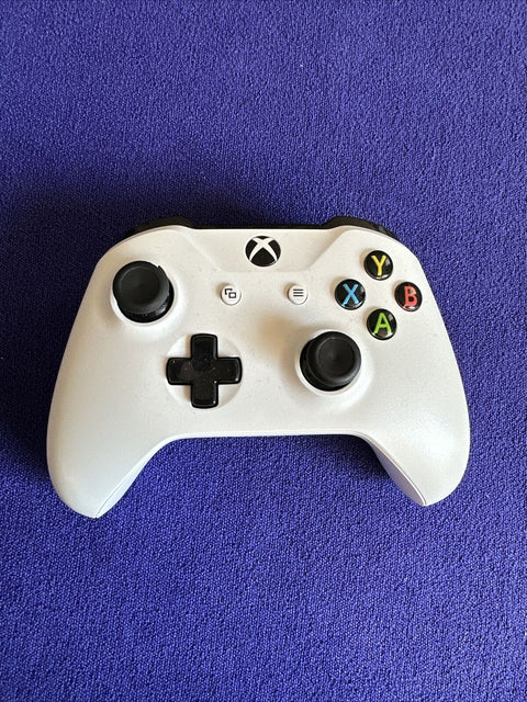 Microsoft Xbox One Wireless Controller White 1708 - FOR PARTS REPAIR Not Working