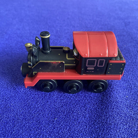 Learning Curve Chuggington Wooden Railway Train Old Puffer Pete Magnetic