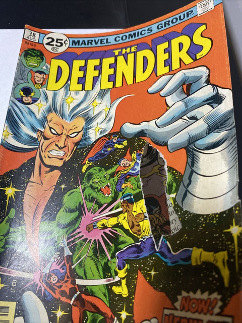 Marvel Comics Group The Defenders No. 38 1976 - Hulk, Dr. Strange - Comic Book