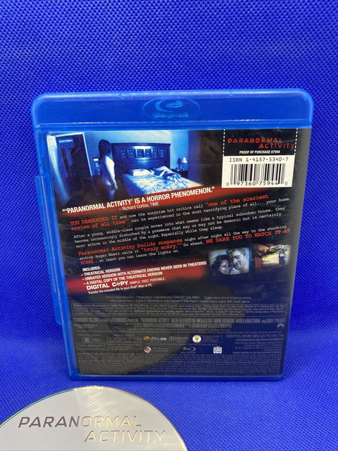 Paranormal Activity (Blu-ray Disc, 2009, 2-Disc Set, Includes Digital Copy)