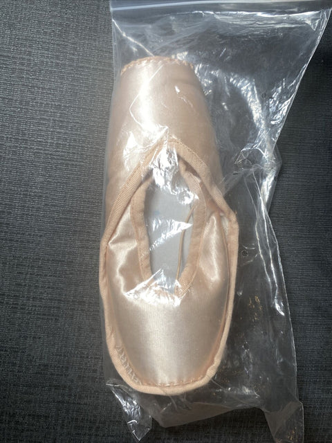 NEW! LaPointe Leather Sole No 3 Size 8 Width W Pointe Shoes