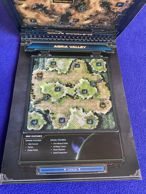 StarCraft II Wings Of Liberty Multiplayer Tactical Recon Stand - Blizzard