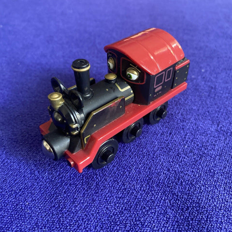 Learning Curve Chuggington Wooden Railway Train Old Puffer Pete Magnetic